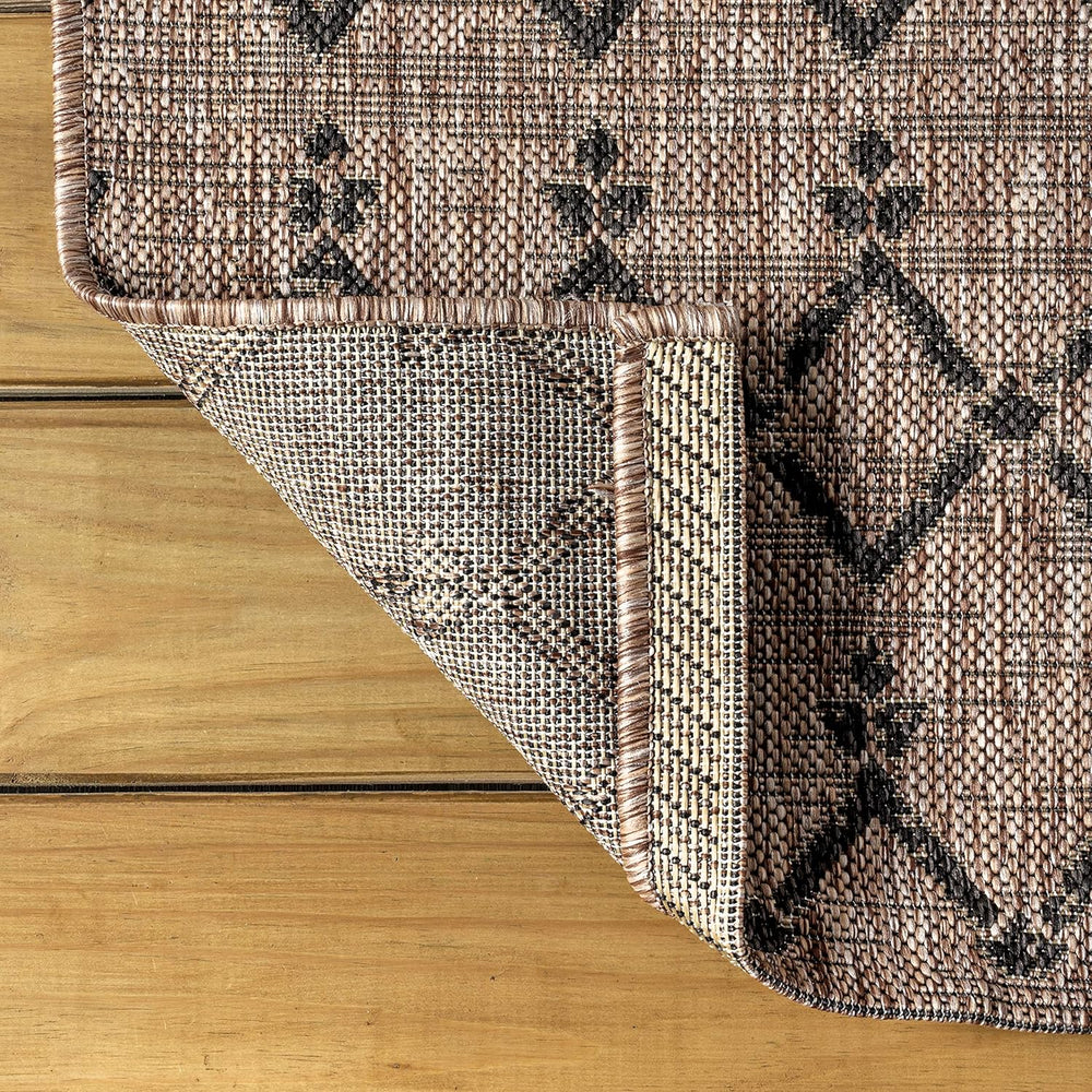 JONATHAN Y Moroccan Geometric Indoor Outdoor Area Rug 8X10 Natural/Black, Our...