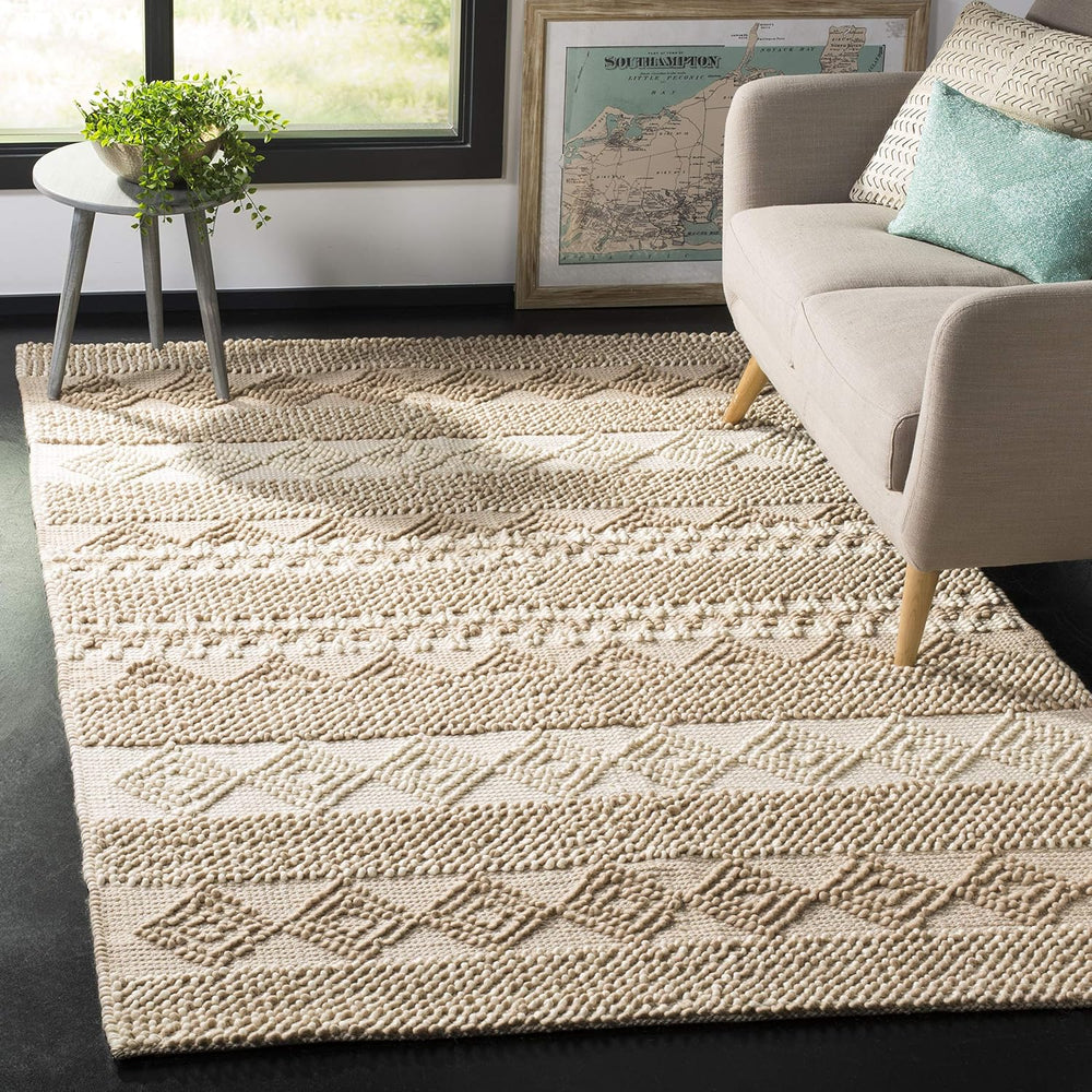 SAFAVIEH Natura Collection Accent Rug - 4' x 6', Beige & Ivory, H...