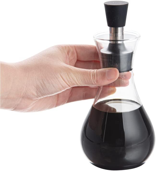 Restaurantware-Forma Professional 4 x 4 x 6 Inch Glass Oil Drizzler, 1 - Image 6