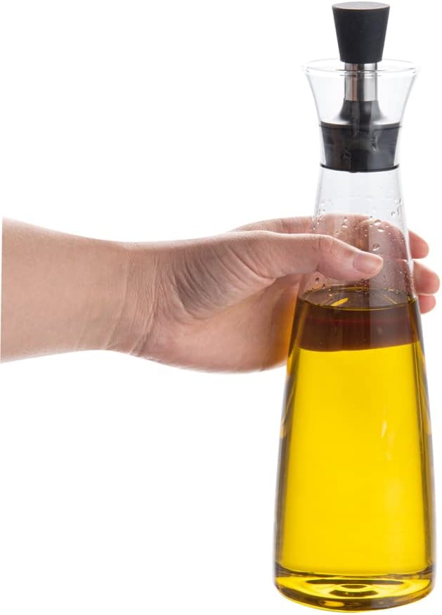 Restaurantware-Forma Professional 3 x 3 x 10.5 Inch Glass Oil Drizzler - Image 6