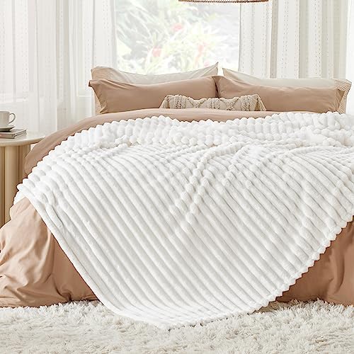 Bedsure Soft Cozy King Size Fleece Blankets for Bed Off White 108"x90"