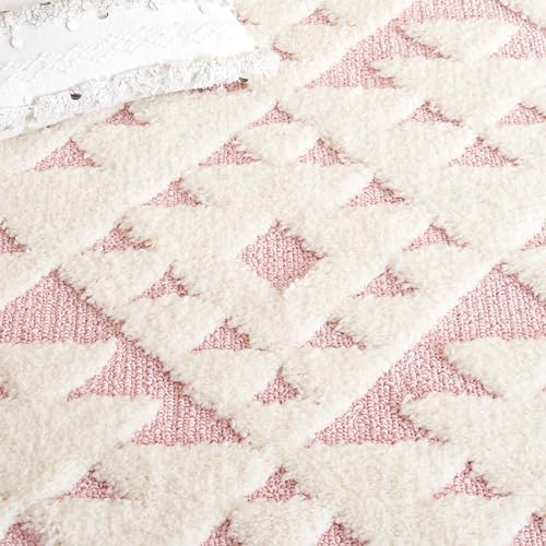 SAFAVIEH Area Rug 4x6 - Moroccan Tassel Shag Collection - Ivory & Pink, N...
