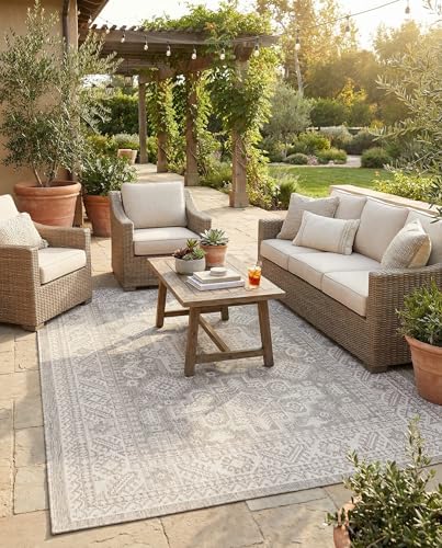 Rugs.com - Outdoor Aztec Rug – 6' 1 x 9' Light Gray Indoor/Outdoor Ru...