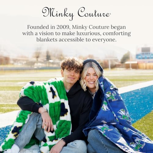 Hooded Stadium Everywhere Blanket, Notre Dame Fighting Irish | Extra Plush Blanket Featuring Your Favorite College Team, Cozy, Durable and Machine-Washable, Great for Game Day or Gifting
