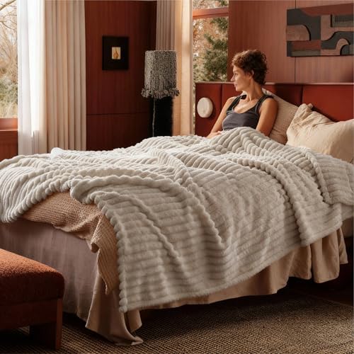 Bedsure Soft Queen Size Blanket for Bed Beige 90"x90"