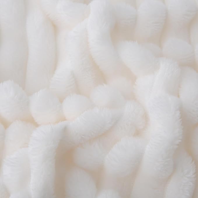 Cream White Fleece Throw Blanket 60”×80” - Image 6