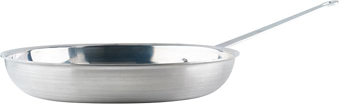 Winco Commercial-Grade Aluminium Fry Pan/Skillet, Mirror Finish by Winco