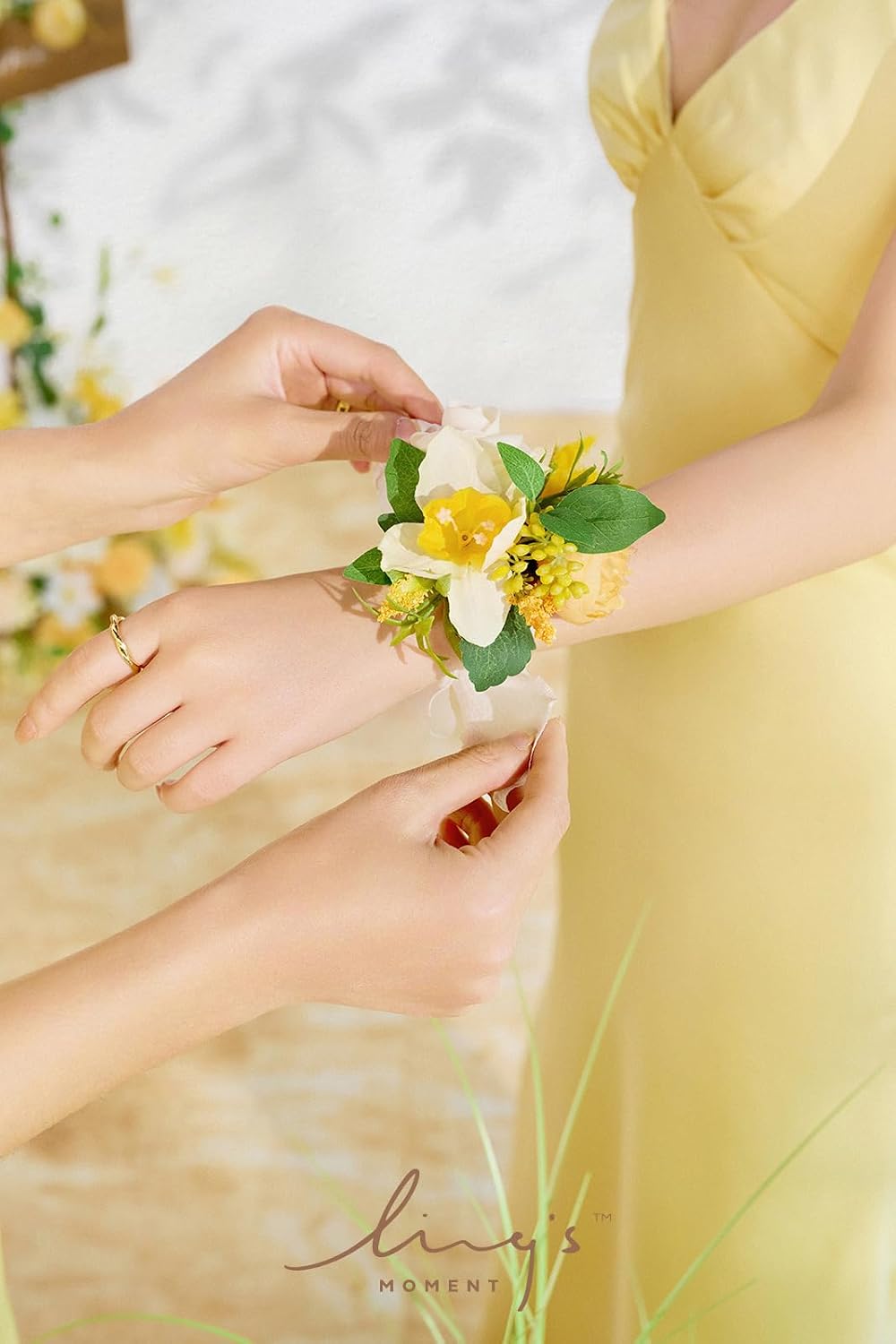 Ling's moment 6pcs Wedding Wrist Corsage Artificial Flowers, Girl/Mother ...