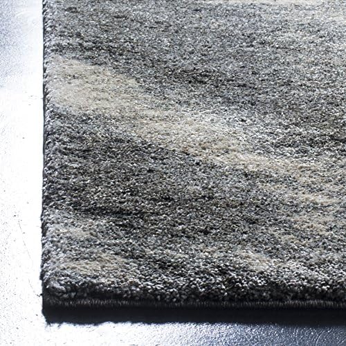 SAFAVIEH Retro Collection Area Rug - 5'3" x 8', Grey & Ivory...