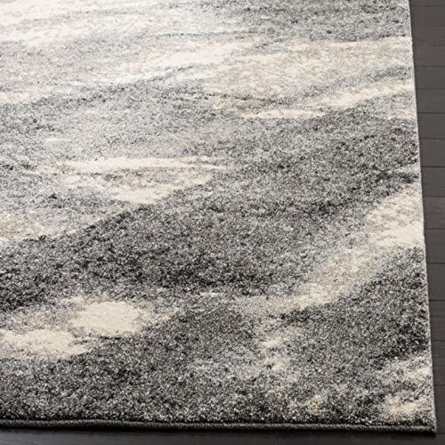SAFAVIEH Retro Collection Area Rug - 5'3" x 8', Grey & Ivory...