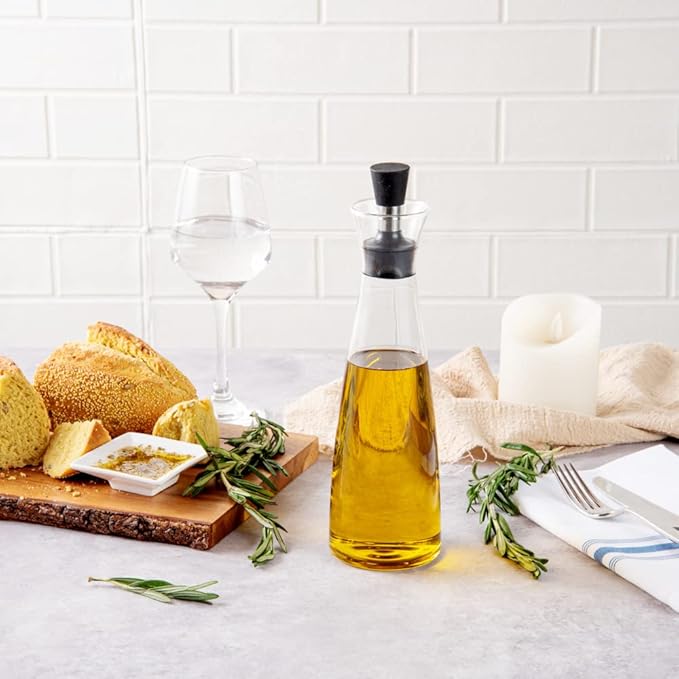 Restaurantware-Forma Professional 3 x 3 x 10.5 Inch Glass Oil Drizzler - Image 3