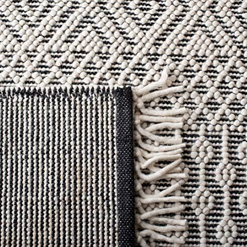 SAFAVIEH Natura Collection Area Rug - 9' x 12', Ivory & Black, Ha...