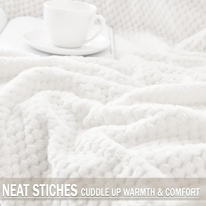 Exclusivo Mezcla Fleece Bed Blanket King Size, Super Soft and Warm Blankets - Image 6