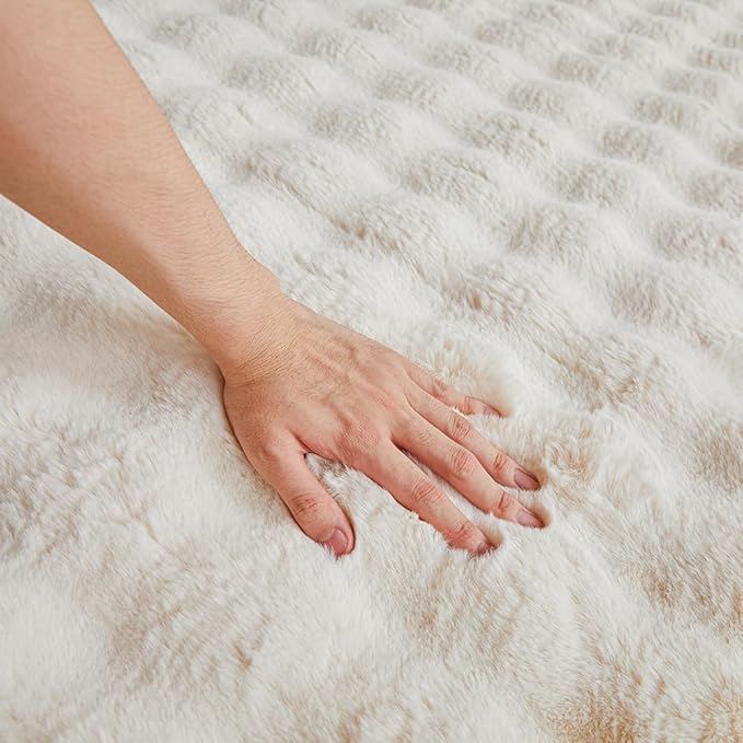 Creamy White Rabbit Plush Rug 8'x10', Fluffy Faux Fur Shaggy Area Rug - Image 7