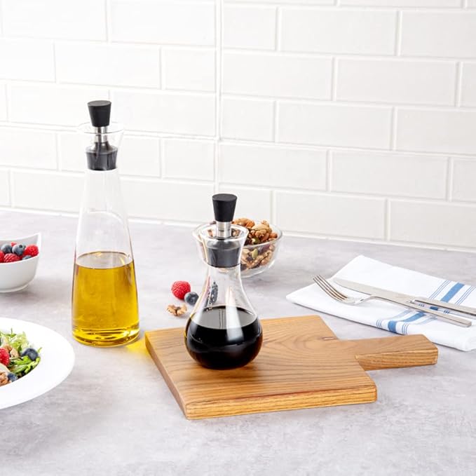 Restaurantware-Forma Professional 4 x 4 x 6 Inch Glass Oil Drizzler, 1 - Image 4