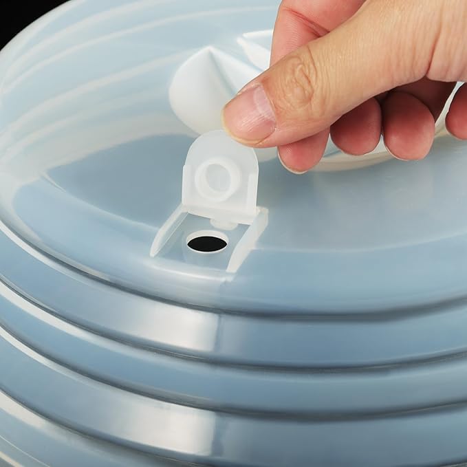 Kichwit Silicone Microwave Plate Cover Collapsible, Dishwasher Safe and BPA Free - Image 5