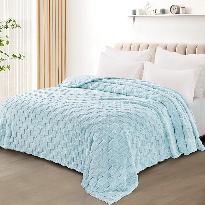 Exclusivo Mezcla Queen Size Flannel Fleece Blanket, Super Soft and Warm - Image 3