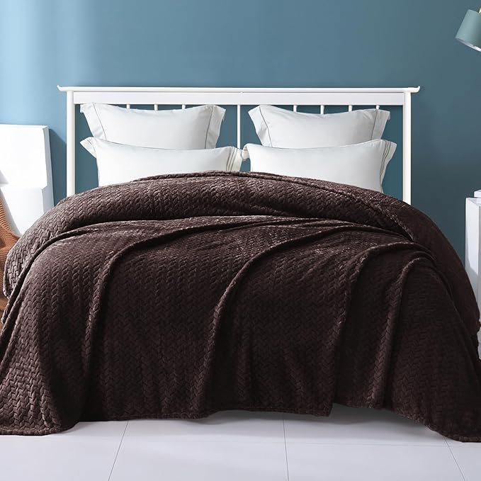 Exclusivo Mezcla Fleece Queen Size Blanket - Image 2