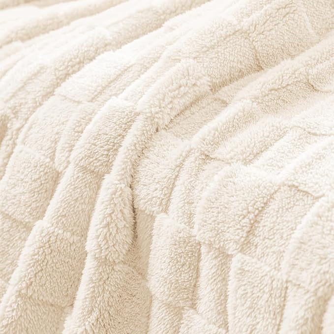 Exclusivo Mezcla King Size Flannel Fleece Blanket, Super Soft and Warm - Image 4