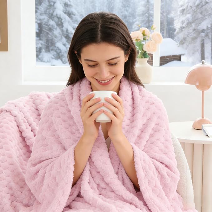 BEDELITE Fleece Blanket - Image 4