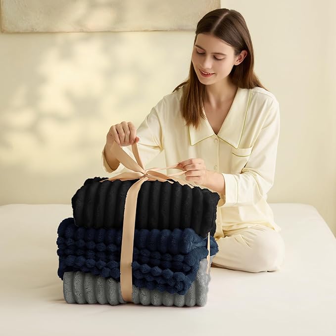 HIMEET Grey Ribbed Twin Blanket - Image 4