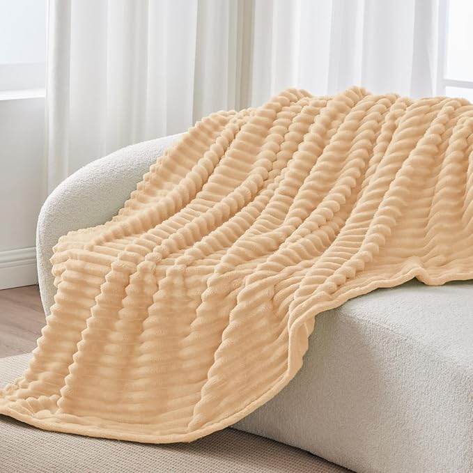 BEDELITE Fleece Throw Blanket for Couch - Image 8