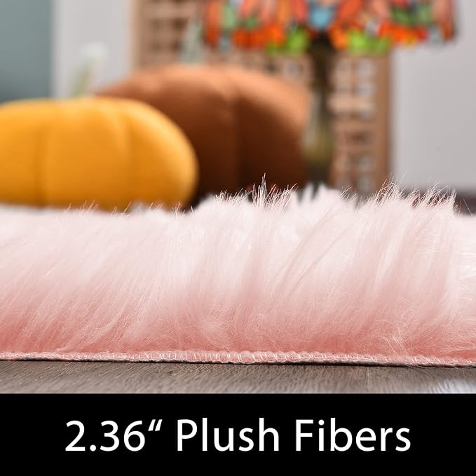Latepis 3x5 Faux Fur Sheepskin Rug - Image 2