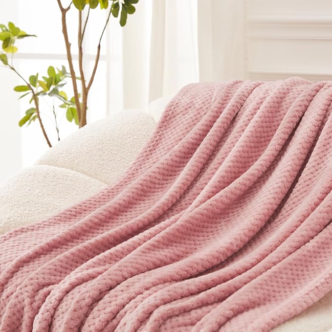 Exclusivo Mezcla Fleece Bed Blanket Twin Size, Super Soft and Warm Blankets - Image 5