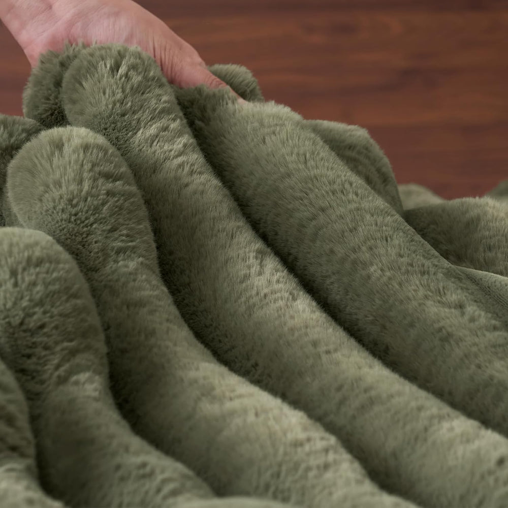 PHF Faux Fur Throw Blanket, 970 GSM Double-Sided, 50" X 60",Olive G...