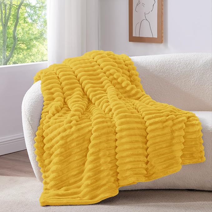 BEDELITE Twin Blanket for Couch & Bed, 300GSM Soft & Warm Fleece Blanket - Image 2