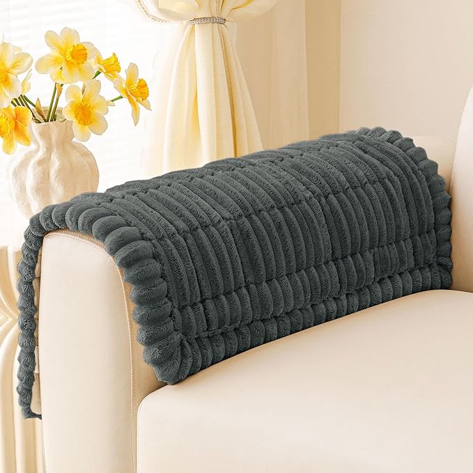 hyha Couch Covers for Dogs Washable, Non Slip Plush Dog Sofa Protectors by hyha