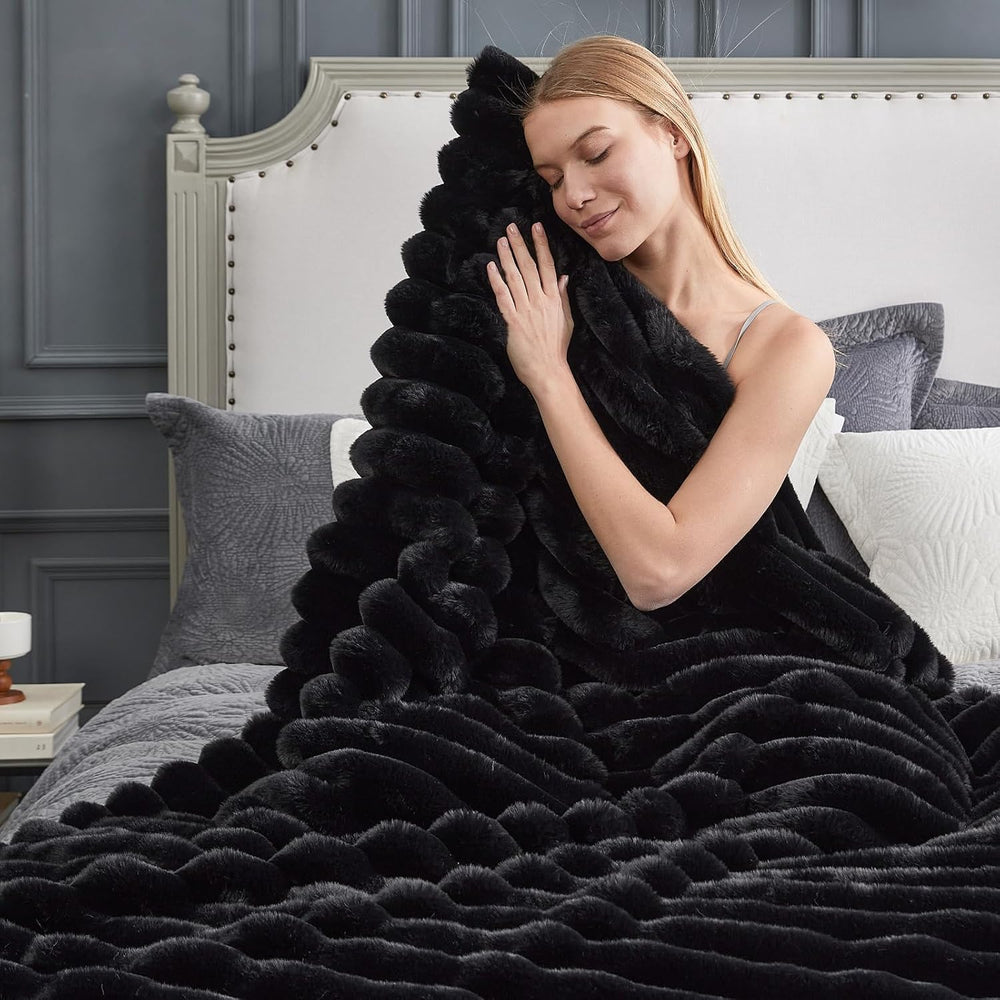 Cozy Bliss Faux Fur Throw Blanket for Couch, Cozy Warm Plush Striped Blanket ...