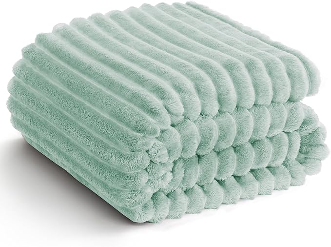 HIMEET Sage Green Ribbed Twin Blanket by Unknown