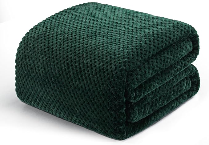 Exclusivo Mezcla Fleece Bed Blanket Twin Size, Super Soft and Warm Blankets by ExclusivoMezcla