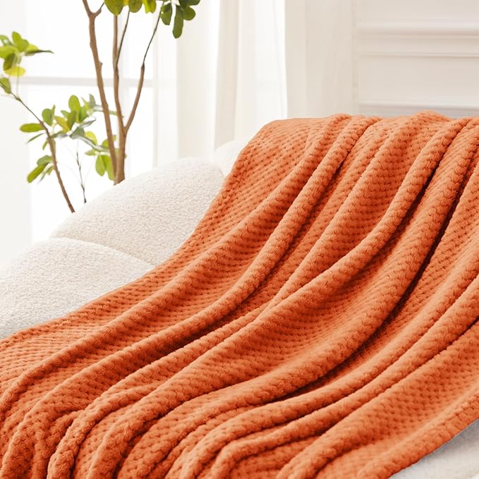 Exclusivo Mezcla Fleece Bed Blanket King Size, Super Soft and Warm Blankets - Image 5