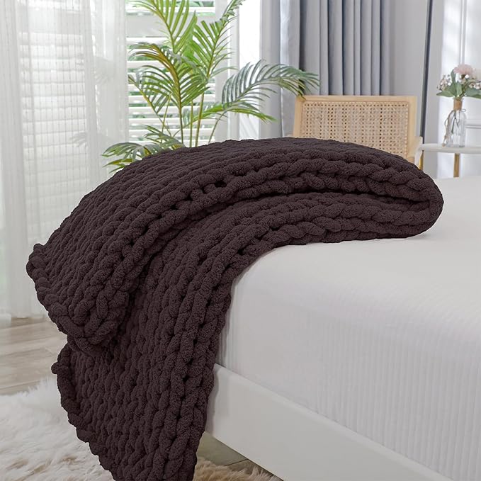 Bigacogo Chunky Knit Throw Blanket by Bigacogo