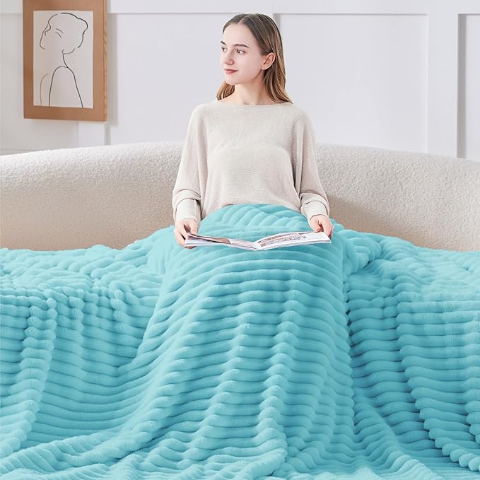 BEDELITE Fleece Throw Blanket for Couch - Image 4