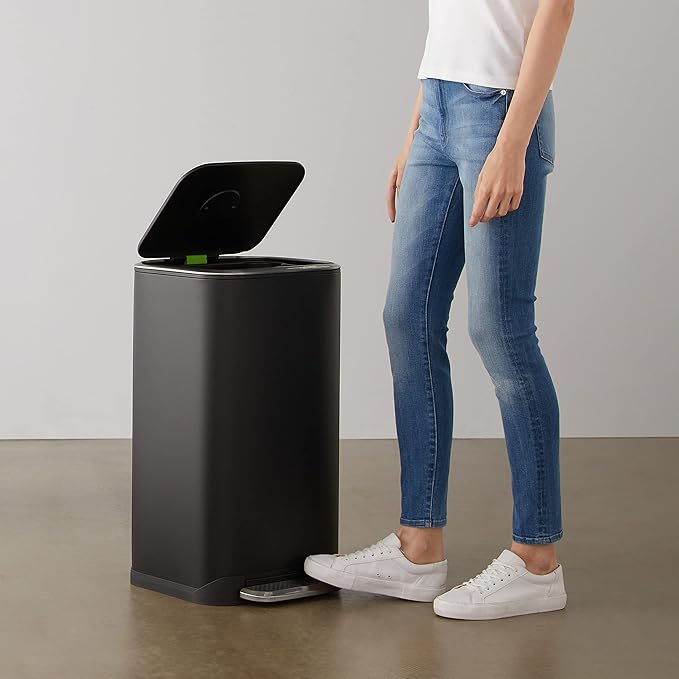Amazon Basics Rectangular Metal Trash Can - Image 8