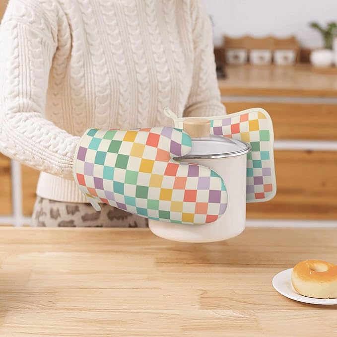 Vintage Checkered Silicone Oven Mitts Pan Mats Set of 2, Heat Resistant Gloves - Image 7