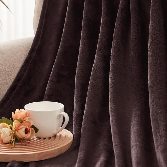 Exclusivo Mezcla Fleece Coffee Throw Blanket - Image 7