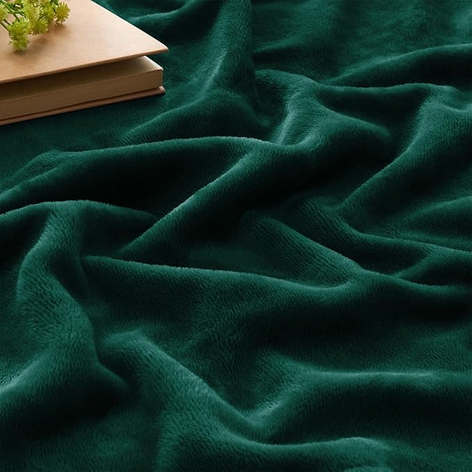 BEDELITE Fleece Blanket Twin Size Forest Green Throw Blankets - Image 3