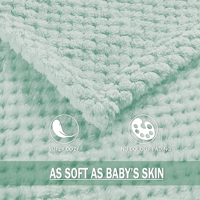Exclusivo Mezcla Fleece Bed Blanket Twin Size, Super Soft and Warm Blankets - Image 8