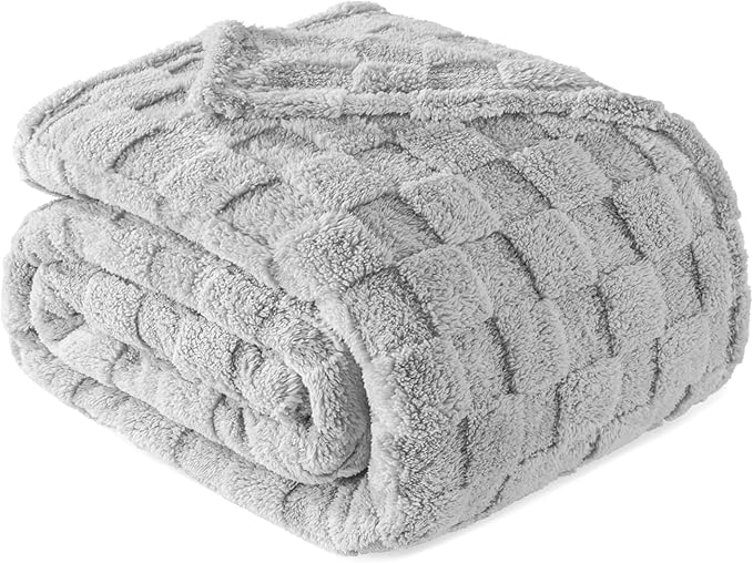 Exclusivo Mezcla Twin Size Flannel Fleece Blanket, Super Soft and Warm by ExclusivoMezcla