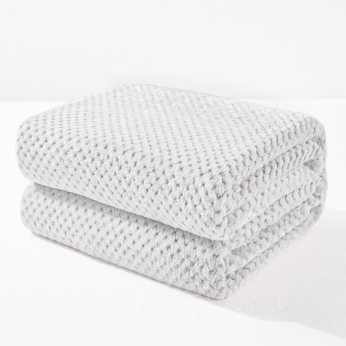 Exclusivo Mezcla Fleece Throw Blanket Extra Large, Super Soft and Warm Blankets by ExclusivoMezcla