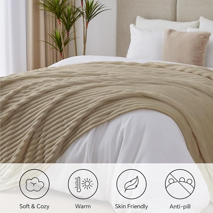 BEDELITE Blankets Queen Size for Bed, 300GSM Soft & Warm Fleece Blanket - Image 3