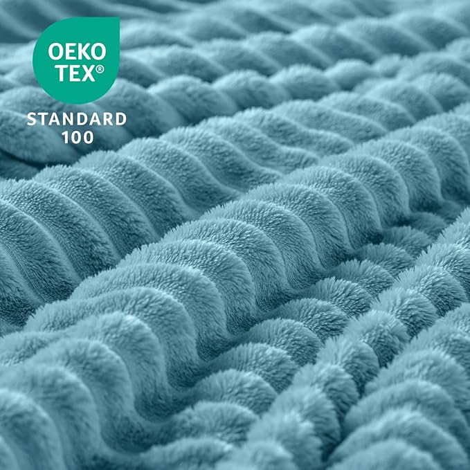 BEDELITE Fleece Throw Blanket for Couch – 3D Ribbed Jacquard Soft and Warm - Image 4