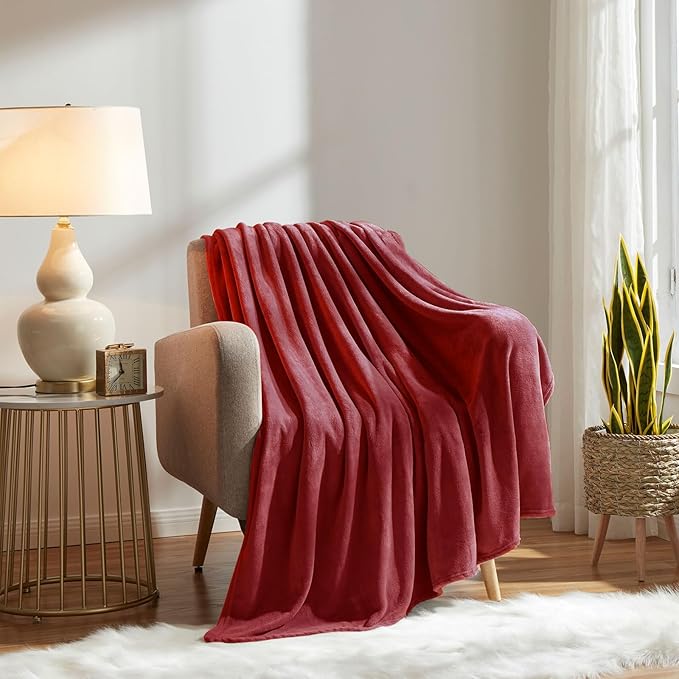 KMUSET Fleece Blanket Twin Size Burgundy Lightweight Super Soft Cozy Fuzzy Bed - Image 2