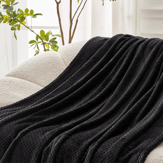 Exclusivo Mezcla Fleece Bed Blanket King Size, Super Soft and Warm Blankets - Image 5
