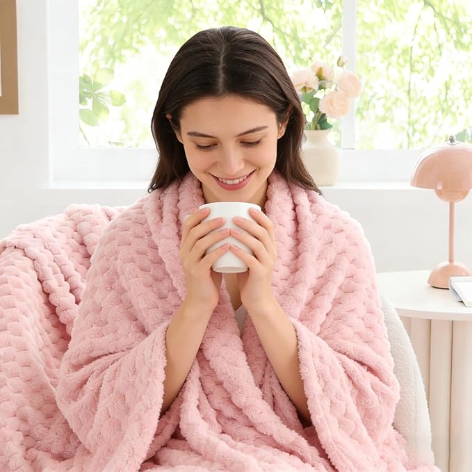 BEDELITE Fleece Decorative Blanket - Image 4