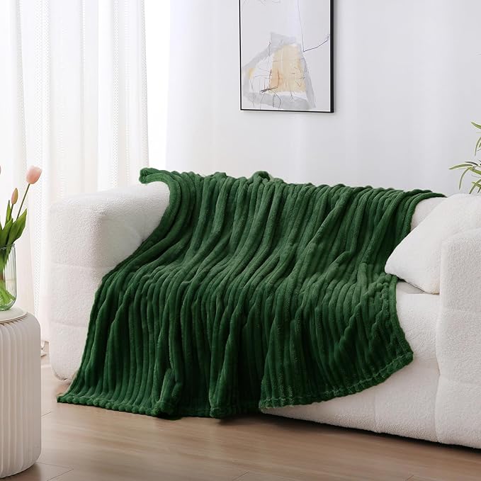 Green Fleece Throw Blanket 90”×90” - Image 3